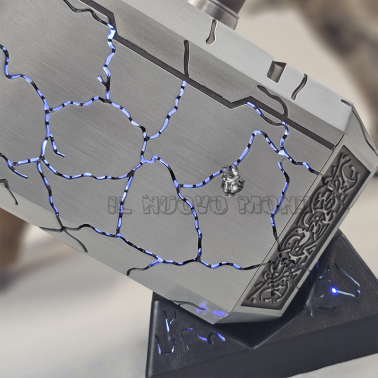 THOR - Mjöllnir Hammer With LED Thor | Il Nuovo Mondo Shop