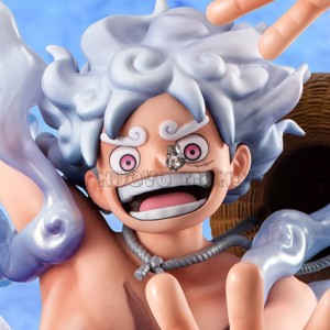 Monkey D Luffy Porträt der Piraten Evolutionäre Geschichte Figur MegaHouse 26 cm | Il Nuovo Mondo Shop