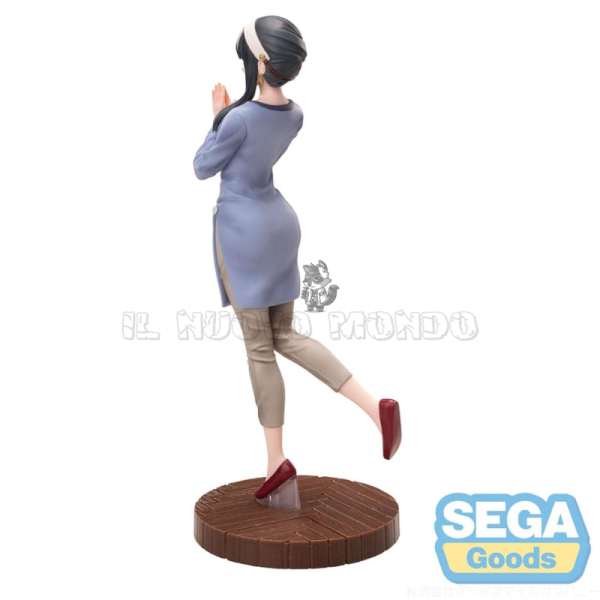 Yor Forger Luminasta Figure SEGA Spy x Family | Il Nuovo Mondo Shop