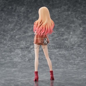 Marin Kitagawa GLITTER & GLAMOURS | Il Nuovo Mondo