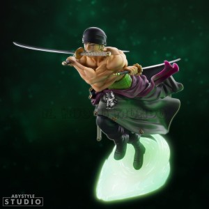 Zoro Glow in the Dark Figur One Piece | Il Nuovo Mondo Shop